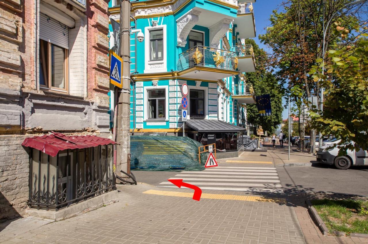 Loft Design Apartments On Desyatynnyi Ln, 7 Kyiv Exterior foto